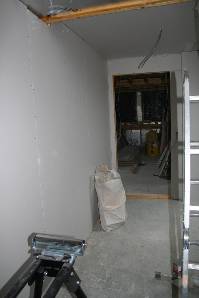 front rhs room to back